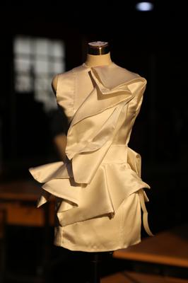 程麗琴老師榮獲首屆中國服裝立體裁剪創意設計大賽金獎